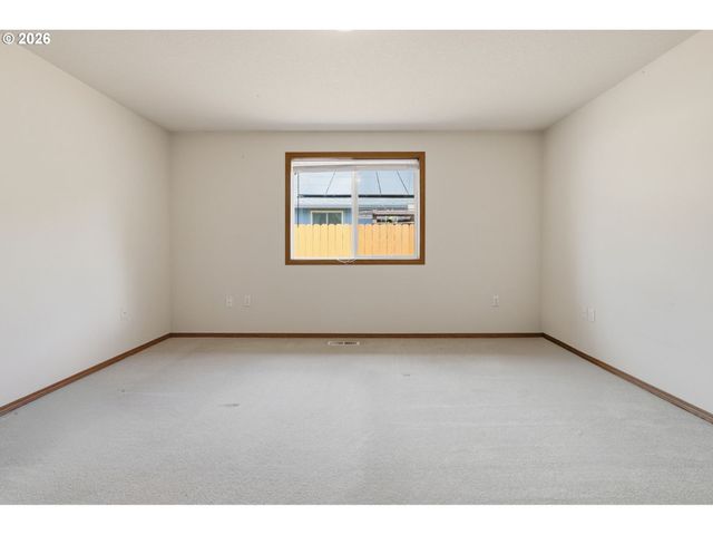 16011 Ne 12th St, Vancouver, WA 98684