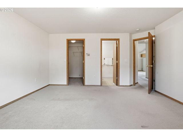 16011 Ne 12th St, Vancouver, WA 98684