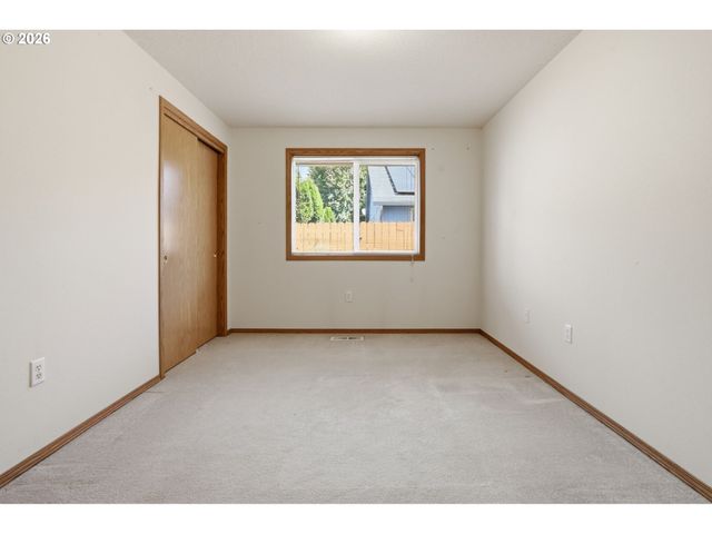 16011 Ne 12th St, Vancouver, WA 98684