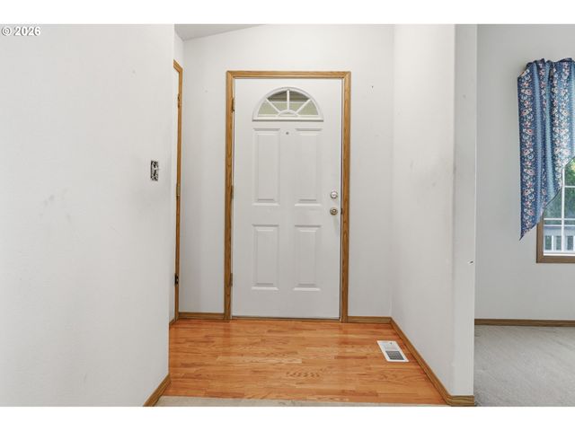 16011 Ne 12th St, Vancouver, WA 98684