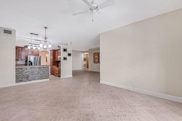 9777 Bowline Drive 102, West Palm Beach, FL 33411