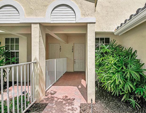 9777 Bowline Drive 102, West Palm Beach, FL 33411