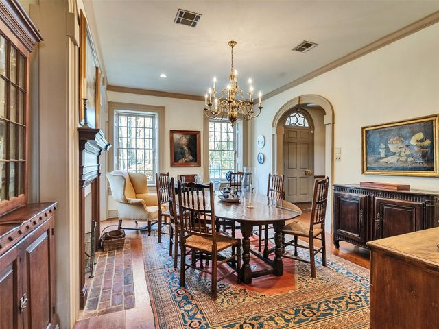5212 Strack Road, Houston, TX 77069