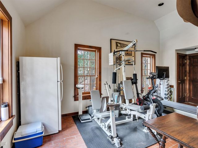 5212 Strack Road, Houston, TX 77069