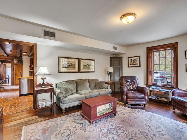 5212 Strack Road, Houston, TX 77069