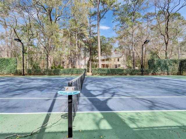 5212 Strack Road, Houston, TX 77069