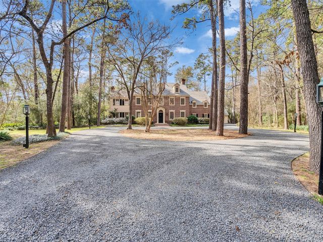 5212 Strack Road, Houston, TX 77069