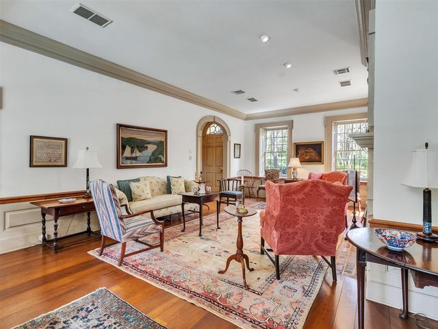 5212 Strack Road, Houston, TX 77069