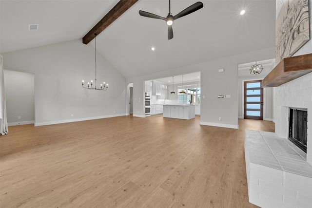 512 Creekside Drive, Haslet, TX 76052