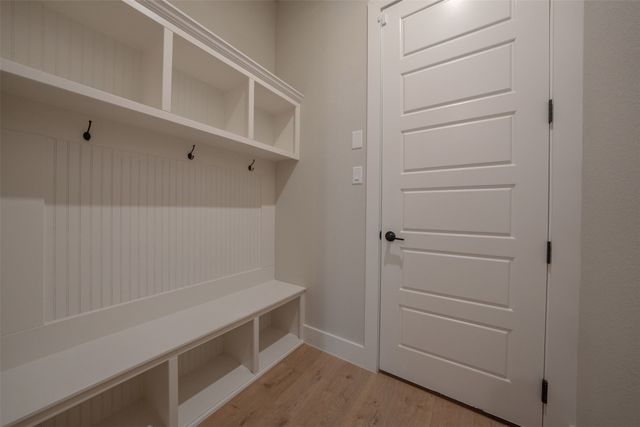 512 Creekside Drive, Haslet, TX 76052