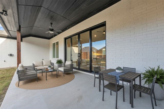 512 Creekside Drive, Haslet, TX 76052