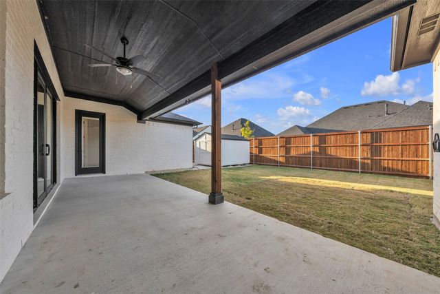 512 Creekside Drive, Haslet, TX 76052