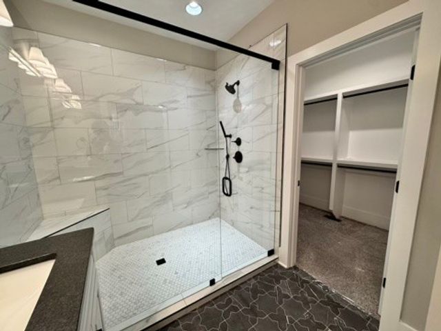 533 Greenfield Ln, Castalian Springs, TN 37031