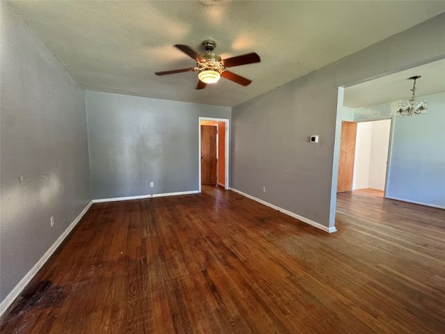 10322 Pinecrest Drive, Dallas, TX 75228