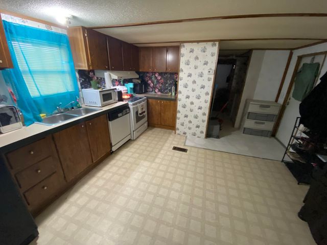 159 And 163 Peggy Lane, Corbin, KY 40701