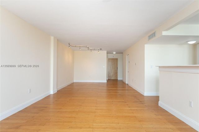 8100 Byron Ave 501, Miami Beach, FL 33141