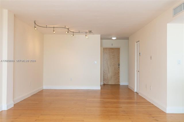8100 Byron Ave 501, Miami Beach, FL 33141