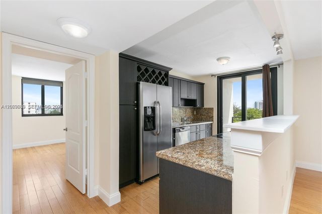 8100 Byron Ave 501, Miami Beach, FL 33141