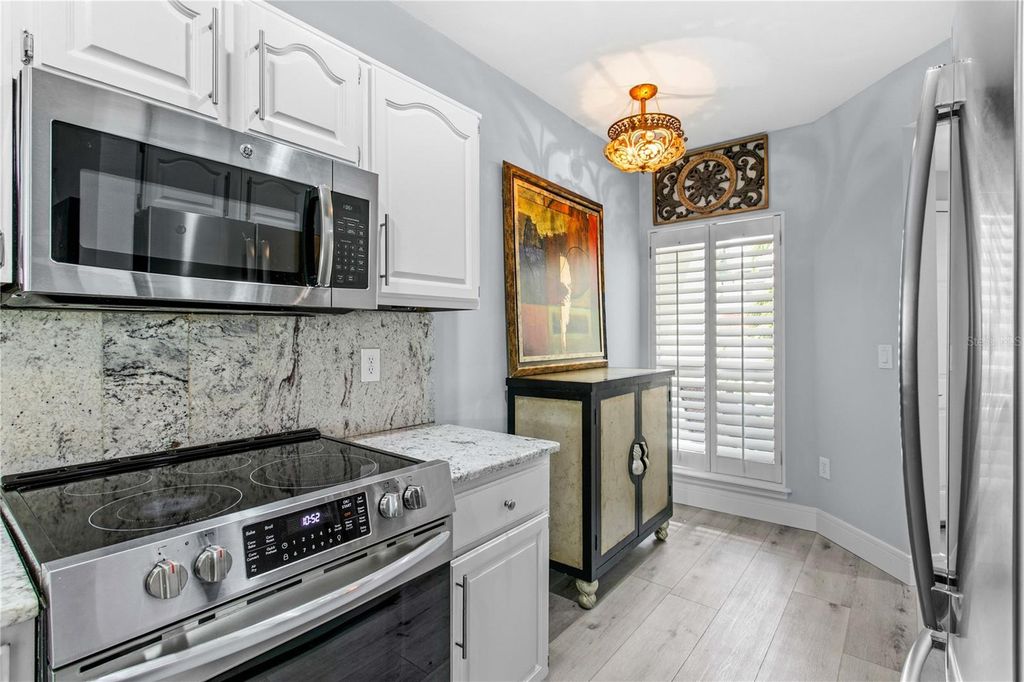Image 21 of property listing at 1116 SHIPWATCH CIRCLE, Tampa, FL 33602
