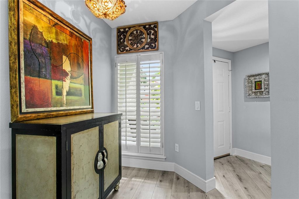 Image 22 of property listing at 1116 SHIPWATCH CIRCLE, Tampa, FL 33602