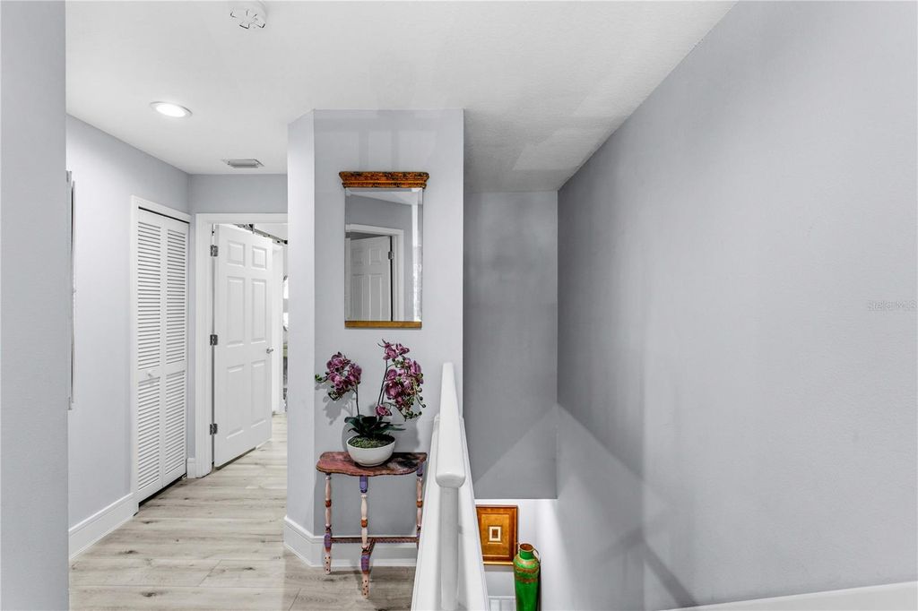 Image 26 of property listing at 1116 SHIPWATCH CIRCLE, Tampa, FL 33602