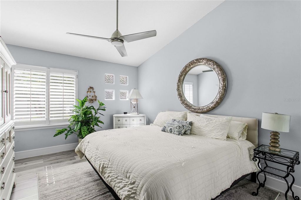 Image 31 of property listing at 1116 SHIPWATCH CIRCLE, Tampa, FL 33602