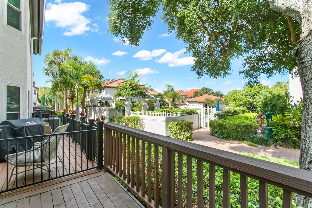 Image 41 of property listing at 1116 SHIPWATCH CIRCLE, Tampa, FL 33602
