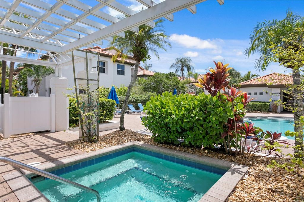 Image 49 of property listing at 1116 SHIPWATCH CIRCLE, Tampa, FL 33602