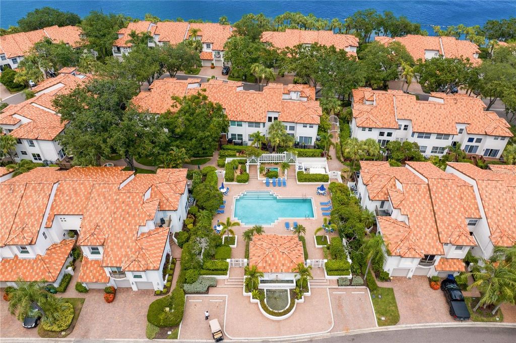 Image 50 of property listing at 1116 SHIPWATCH CIRCLE, Tampa, FL 33602