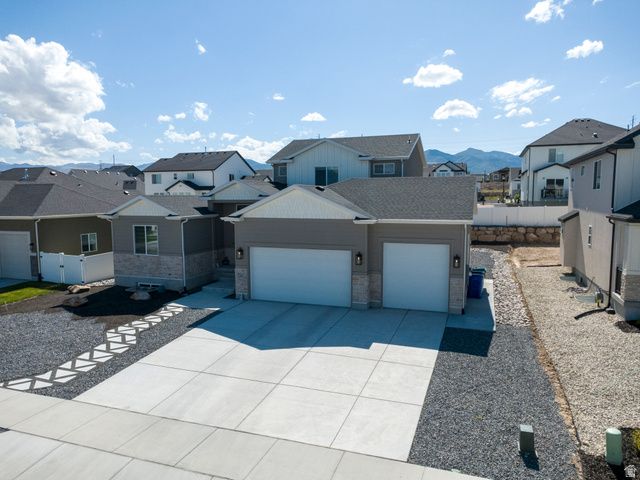7254 S SOPHIA RIDGE CT, West Jordan, UT 84081
