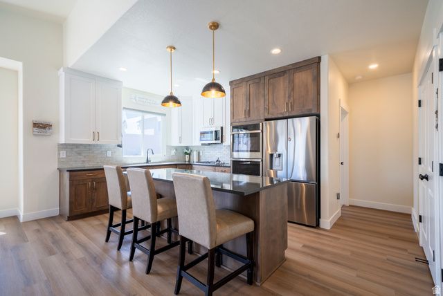 7254 S SOPHIA RIDGE CT, West Jordan, UT 84081
