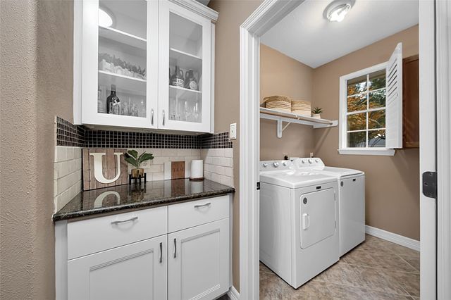 16403 Canyon Chase Drive, Houston, TX 77095