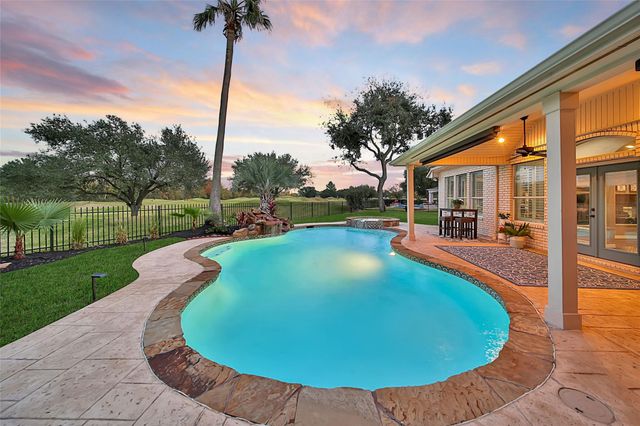 16403 Canyon Chase Drive, Houston, TX 77095