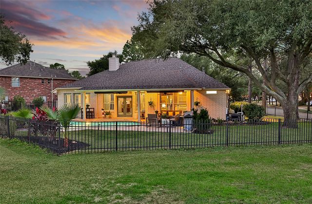 16403 Canyon Chase Drive, Houston, TX 77095