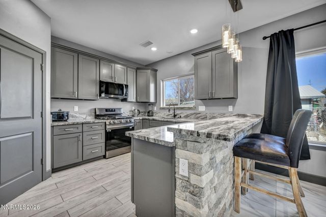 195 E 5th Avenue, Sun Valley, NV 89433