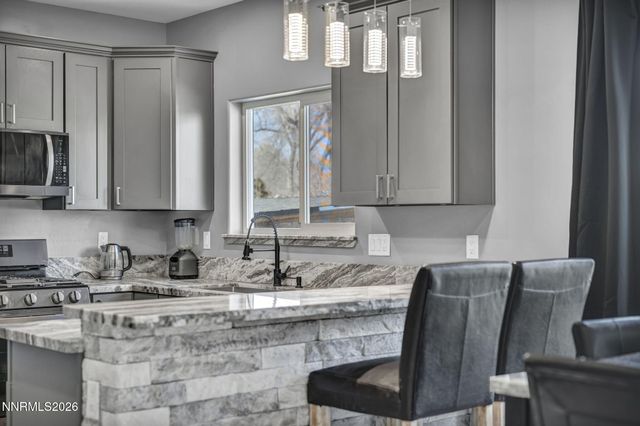 195 E 5th Avenue, Sun Valley, NV 89433