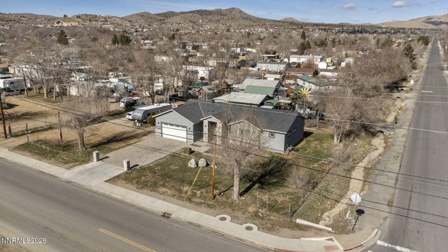 195 E 5th Avenue, Sun Valley, NV 89433