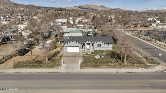 195 E 5th Avenue, Sun Valley, NV 89433