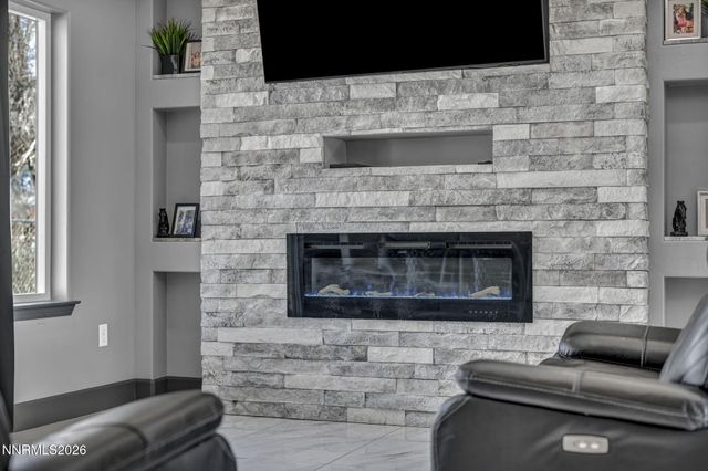 195 E 5th Avenue, Sun Valley, NV 89433