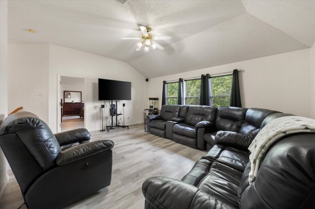 4804 Palm Ridge Drive, Fort Worth, TX 76133