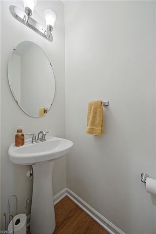 100 Alanna CT, Yorktown, VA 23690