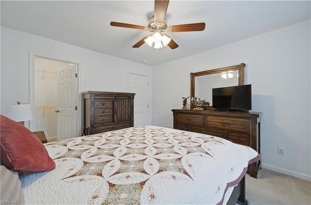 100 Alanna CT, Yorktown, VA 23690