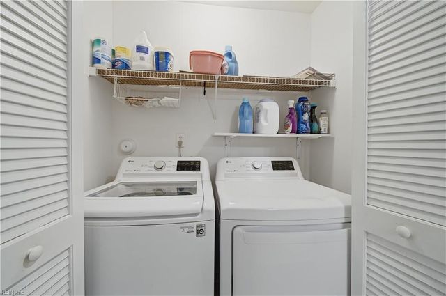 100 Alanna CT, Yorktown, VA 23690