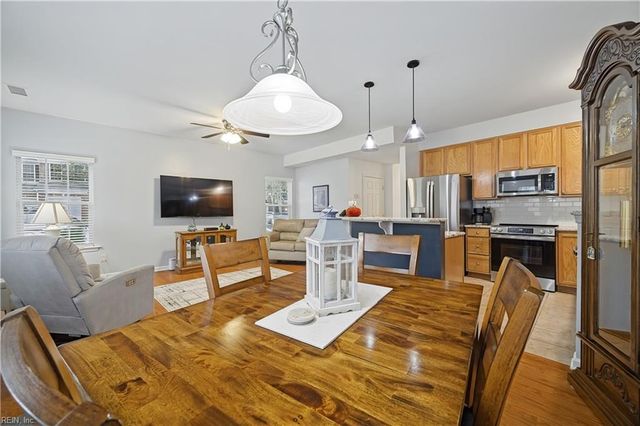 100 Alanna CT, Yorktown, VA 23690