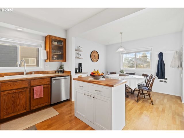 2932 FIR St, Longview, WA 98632