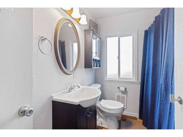 2932 FIR St, Longview, WA 98632