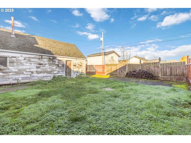 2932 FIR St, Longview, WA 98632