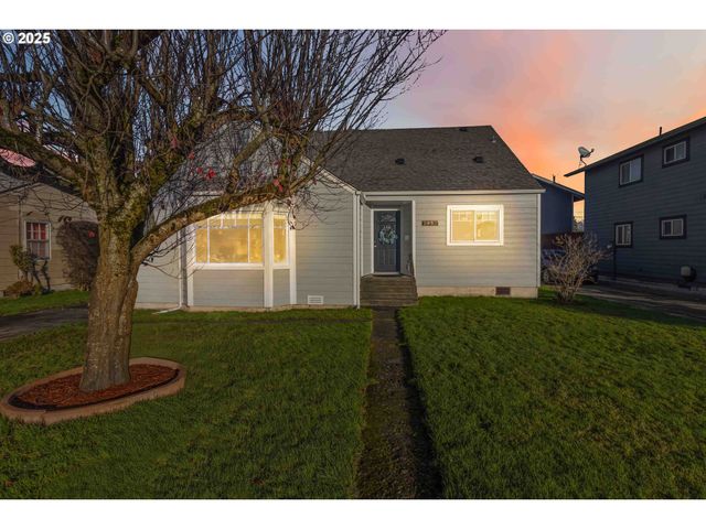 2932 FIR St, Longview, WA 98632