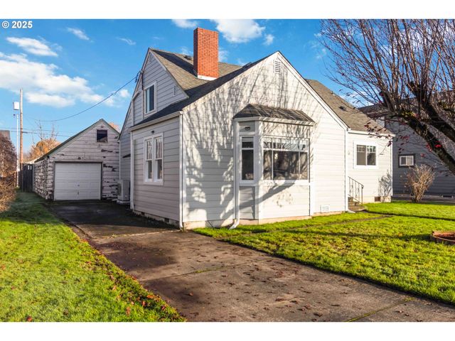 2932 FIR St, Longview, WA 98632