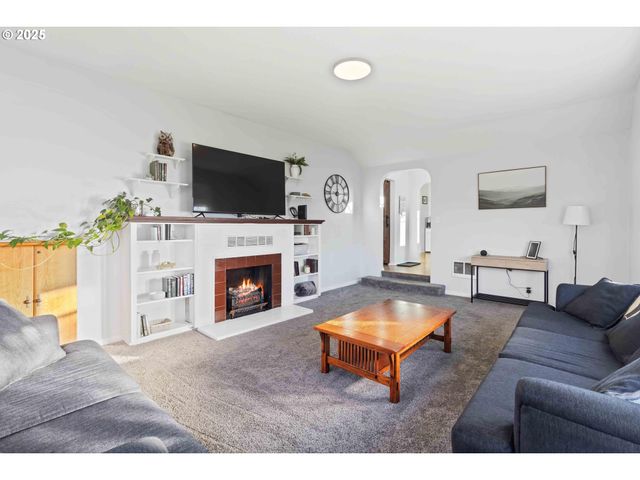 2932 FIR St, Longview, WA 98632